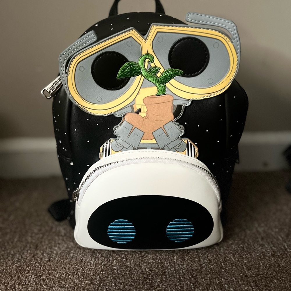 Wall-e mini backpack